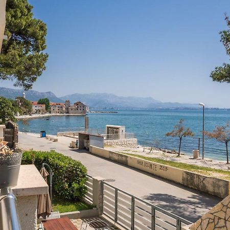 Beachfront Apartments Gabine Kaštela Exteriör bild