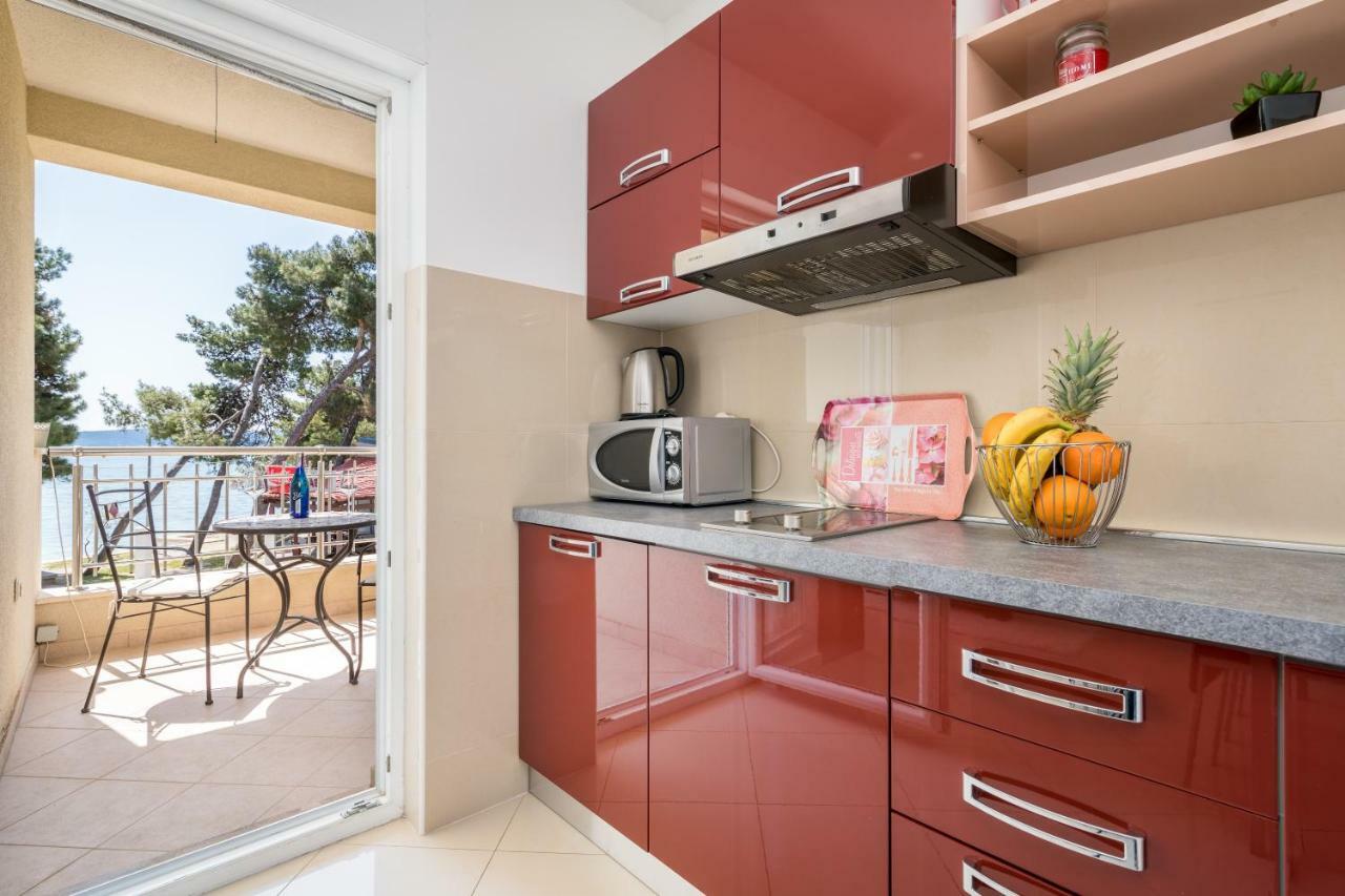 Beachfront Apartments Gabine Kaštela Exteriör bild