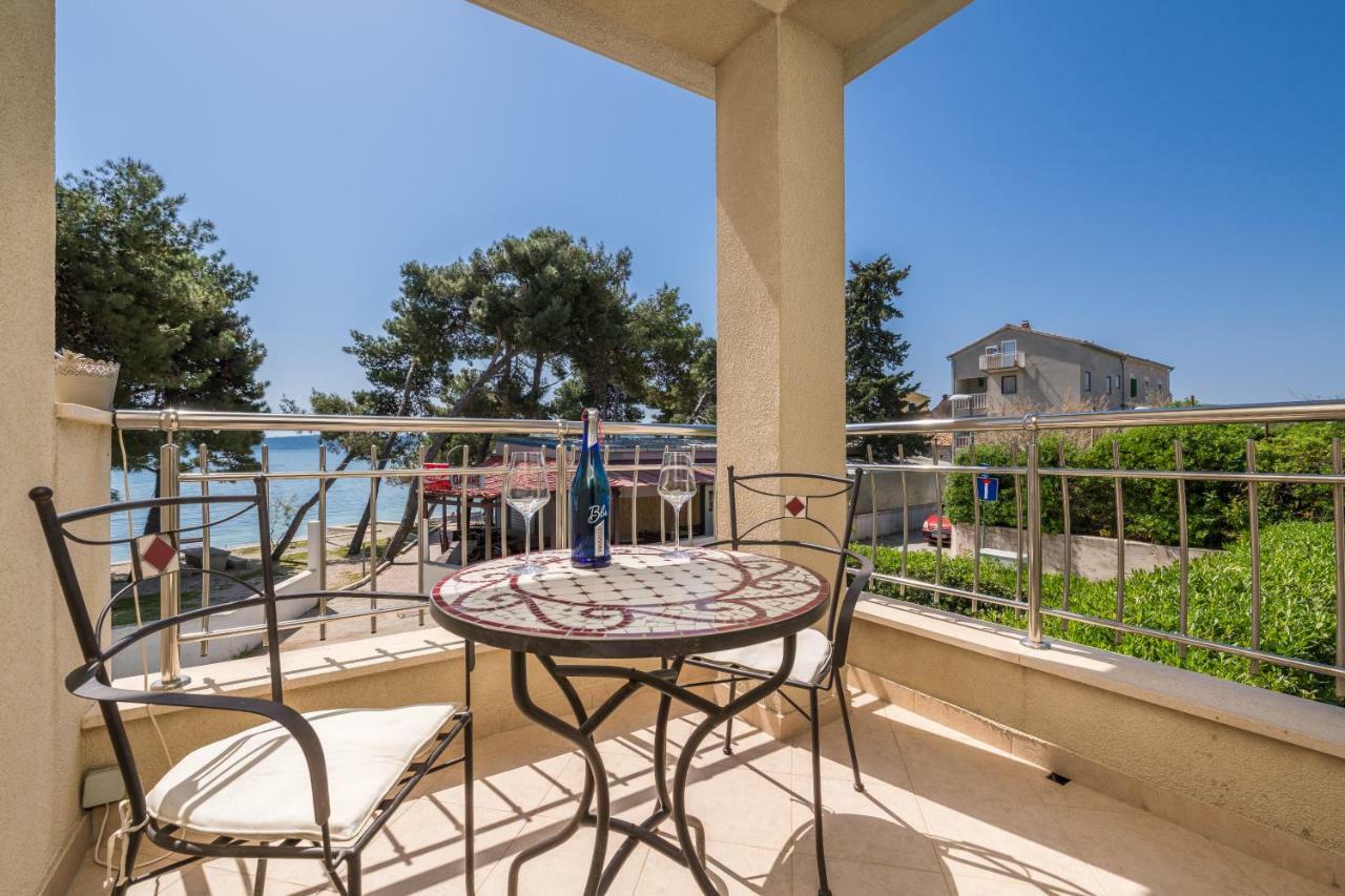 Beachfront Apartments Gabine Kaštela Exteriör bild